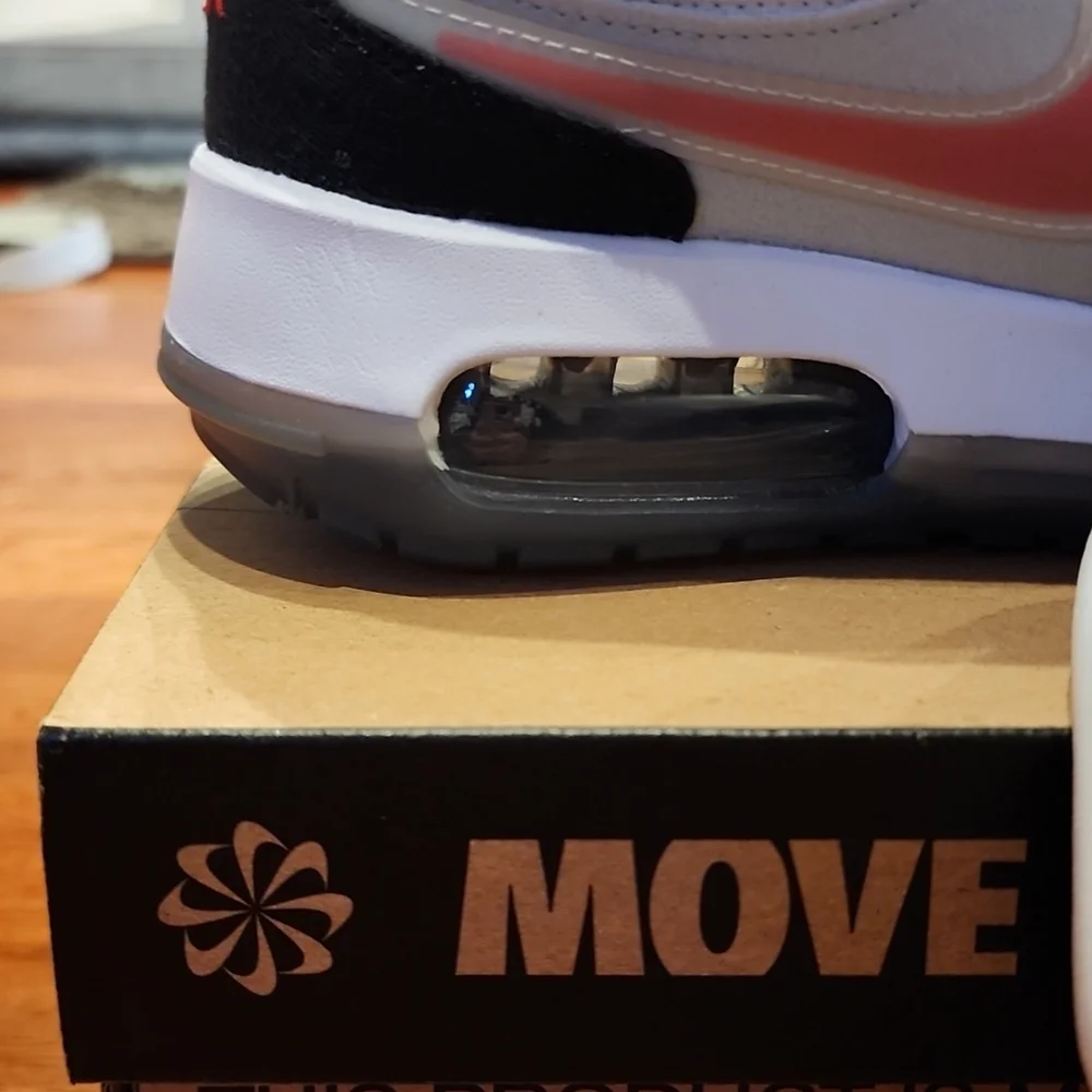 NWT Nike Air Max Motif GS - Picture 6 of 9